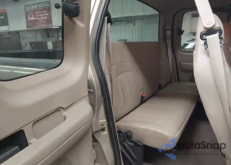 2000 Ford F-150 Lariat/Work Series/Xl/Xlt z USA, uszkodzony, nr VIN 1FTRX18L9YKB19494